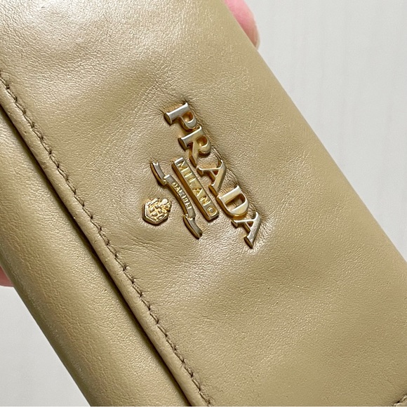 Prada tan leather key wallet case - Picture 3 of 11